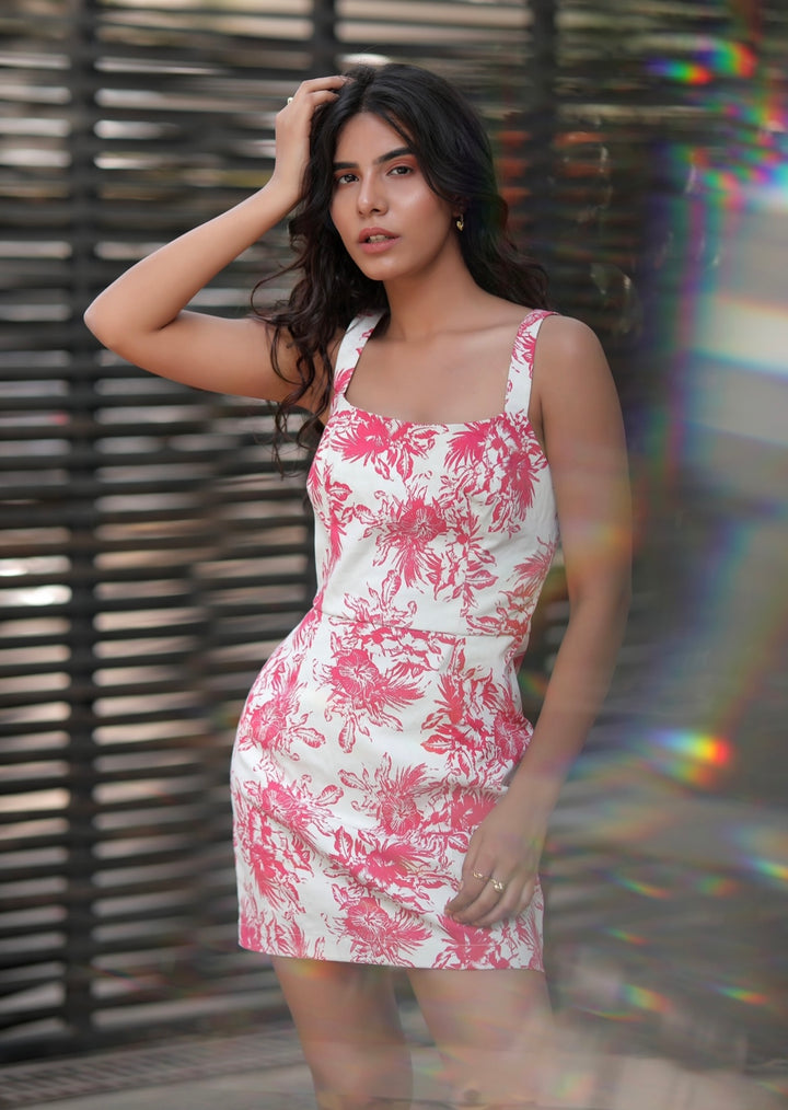 Uns Dress