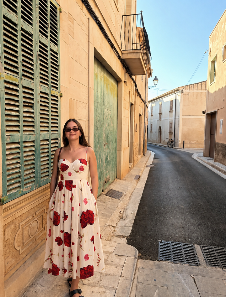 Nourie in Scarlet Muse Padded Dress