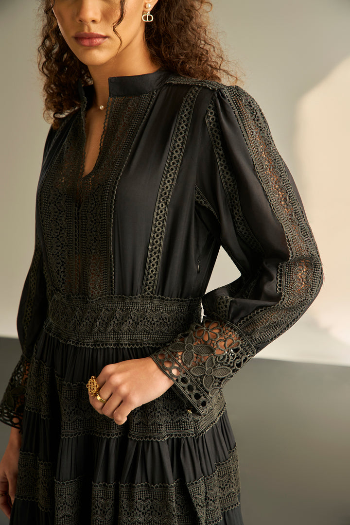 THE ATELIER LACE DRESS - BLACK