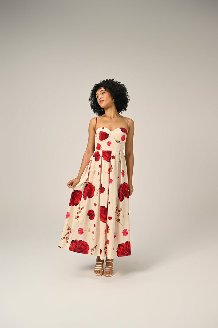 Nourie in Scarlet Muse Padded Dress