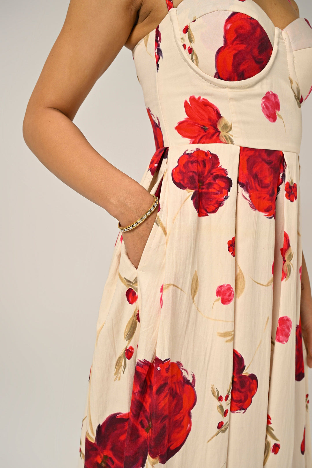 Nourie in Scarlet Muse Padded Dress