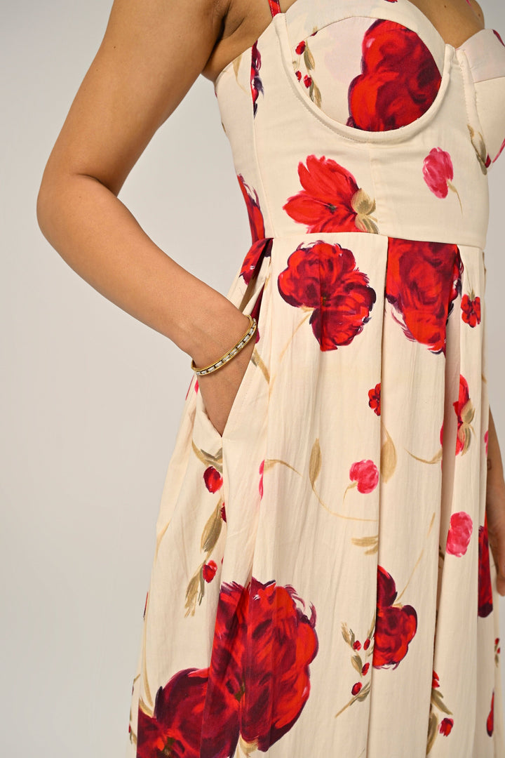Nourie in Scarlet Muse Padded Dress